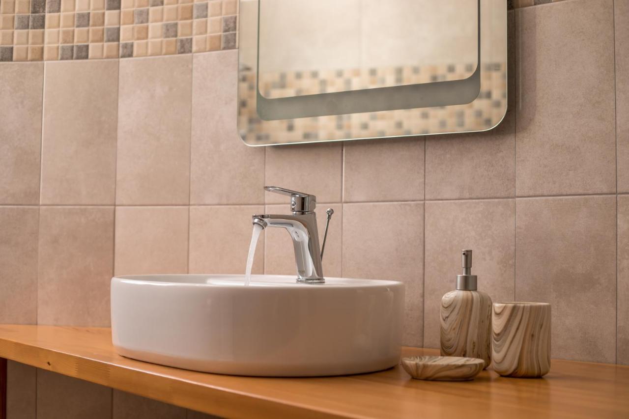 האראקי M&E Apartments מראה חיצוני תמונה